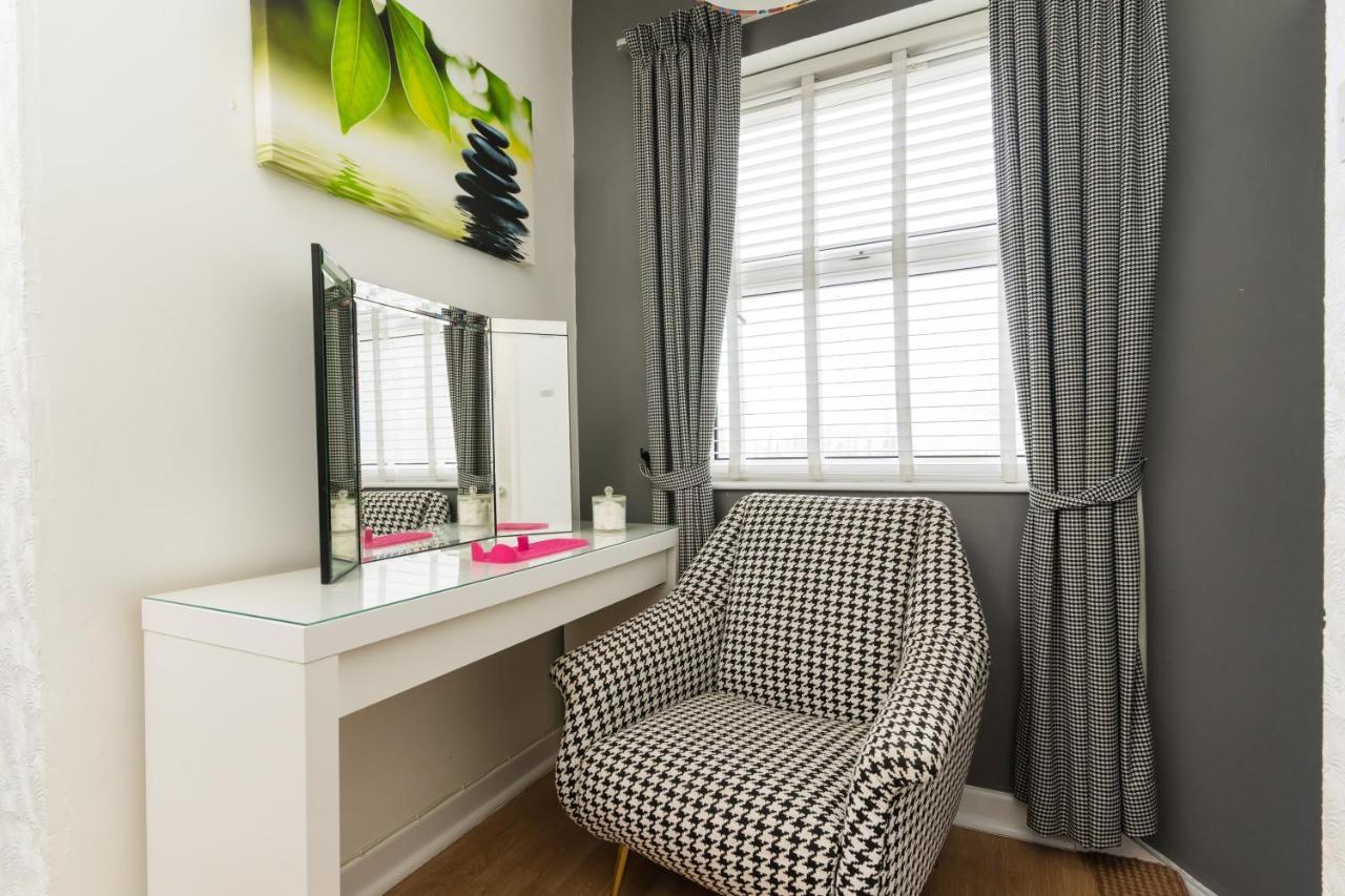 Sea View Ar Lan Y Mor Luxury Apartment Aberystwyth Exterior photo
